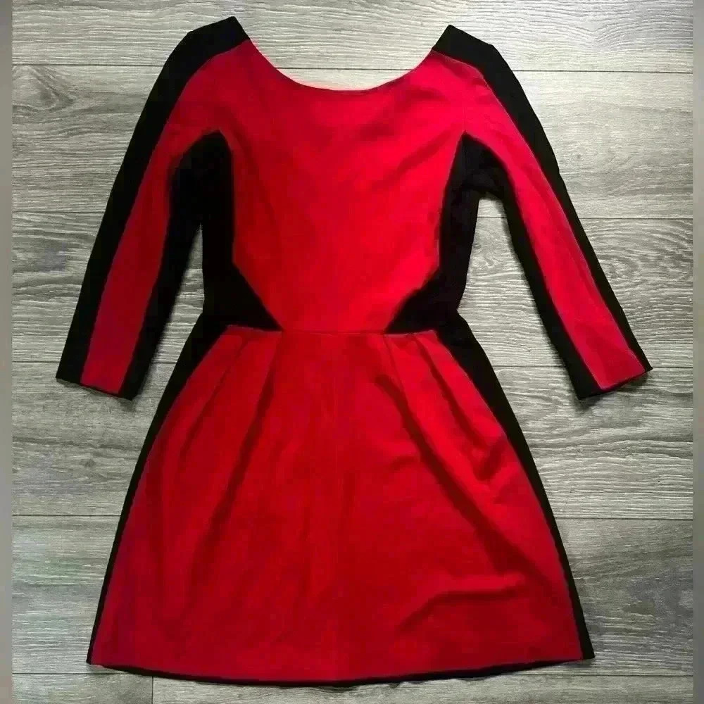 Amanda Uprichard Red Black Long Sleeve Scoop Neck Colorblock Mini Dress Size S